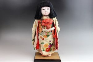 市松人形・女の子 縮緬着物