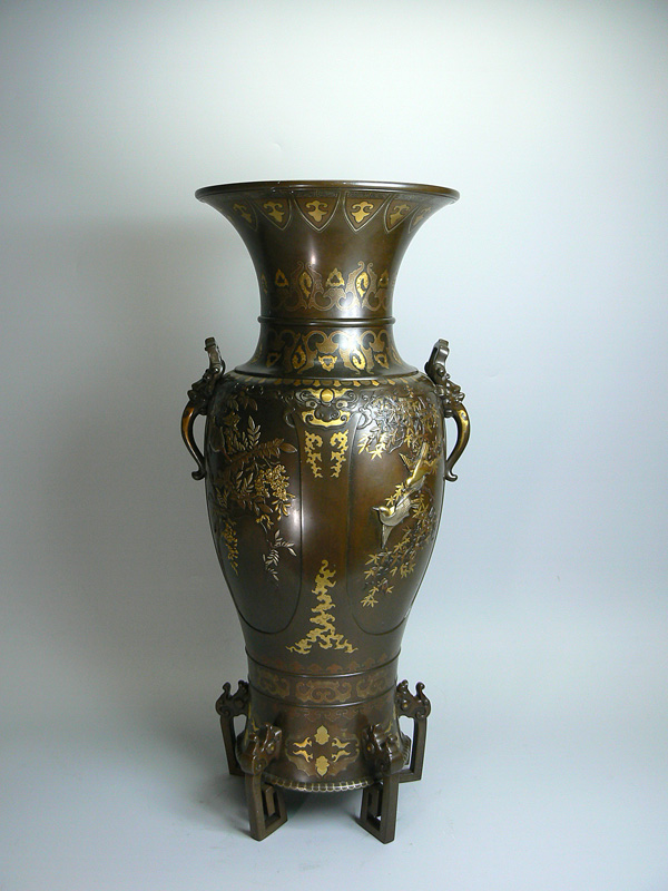 彫金 鋳銅金銀象嵌五つ足大花瓶