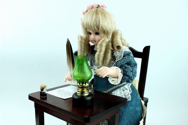 オートマタ・手紙を書く少女