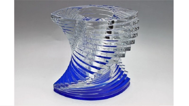 Baccarat ツイストフラワーベース