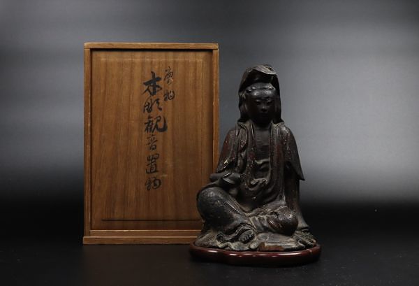 仏像 木彫観音置物 買取価格：160,000円