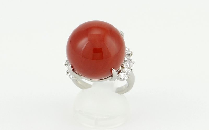 宝石 直径19.3mmの赤珊瑚ダイヤ指輪 
