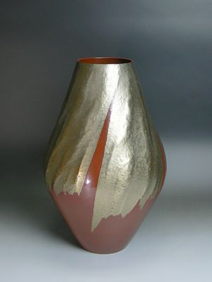 銅器 玉川堂製 雪嶺文 鎚起銅製花瓶