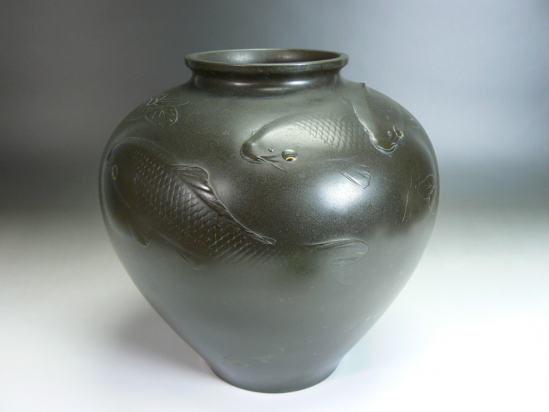銅製 鯉図花瓶
