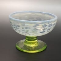 ガラス工芸 乳白ぼかし丸紋ウランガラス氷コップ