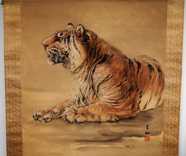 虎の掛け軸で有名な画家(作者)