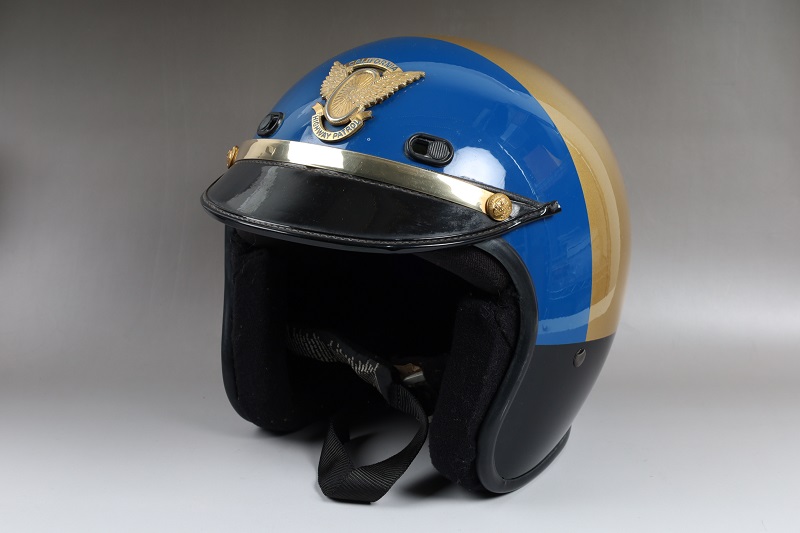 ポリスヘルメット BELL DOT  MODEL MC500-V